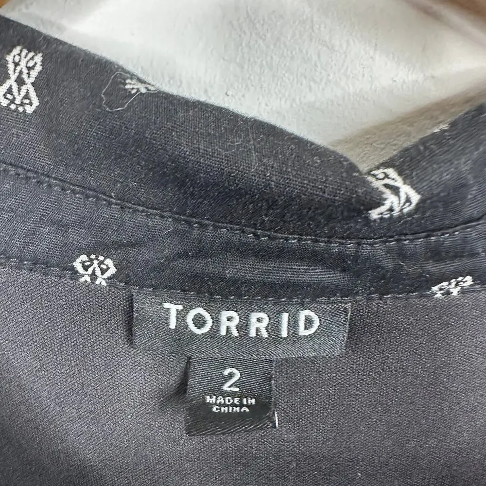 Torrid Black Midi Poplin Collared Shirtdress - Picture 5 of 9